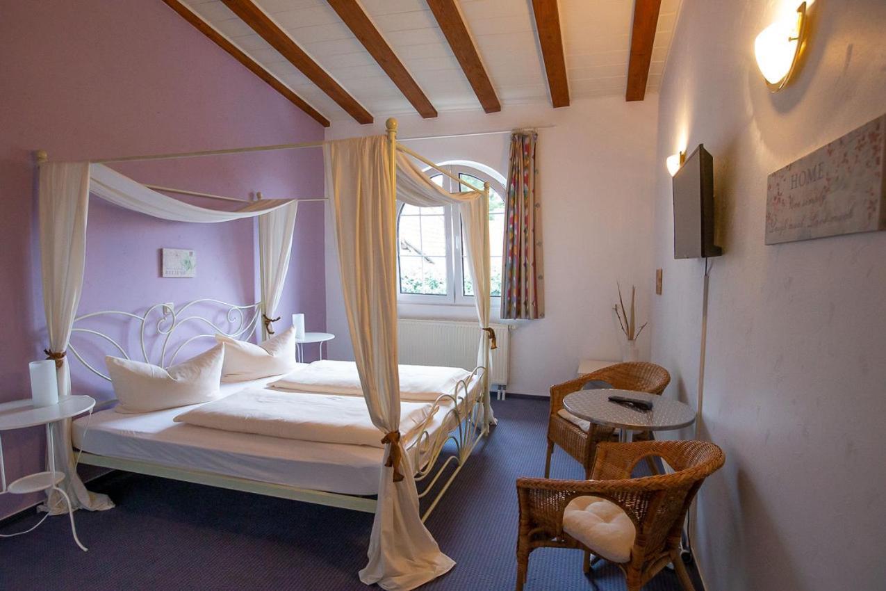 Hotel Dolgesheim Екстериор снимка